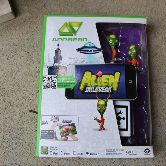 Alien jailbreak app gear mobile application game - Picture 1 of 5